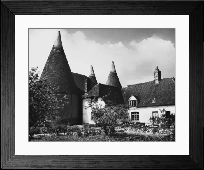 Framed Print : Kentish Oast Houses Framed Print : Kentish Oast Houses
