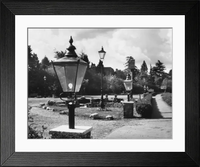 Framed Print : Victorian Street Lamps Framed Print : Victorian Street Lamps