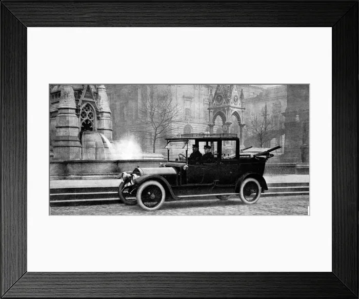 Framed Print : Wolseley 24 / 30 hp Limousine Landaulette Framed Print : Wolseley 24 / 30 hp Limousine Landaulette