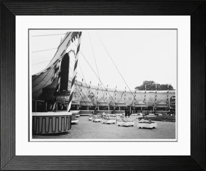 Framed Print : Crescent Restaurant Framed Print : Crescent Restaurant