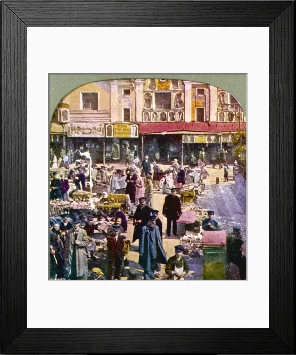 Framed Print : St Petersburg / Market Framed Print : St Petersburg / Market