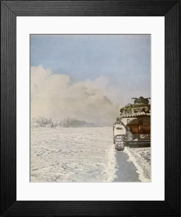 Framed Print : German Tank in Snow Framed Print : German Tank in Snow
