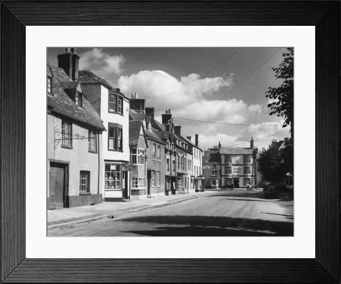 Framed Print : England / Woodstock Framed Print : England / Woodstock