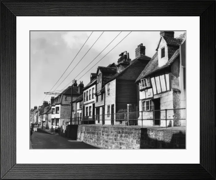 Framed Print : Hastings Old Town Framed Print : Hastings Old Town