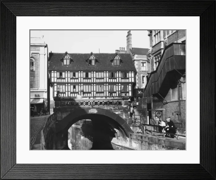 Framed Print : Lincoln / Bridge / 1950S Framed Print : Lincoln / Bridge / 1950S
