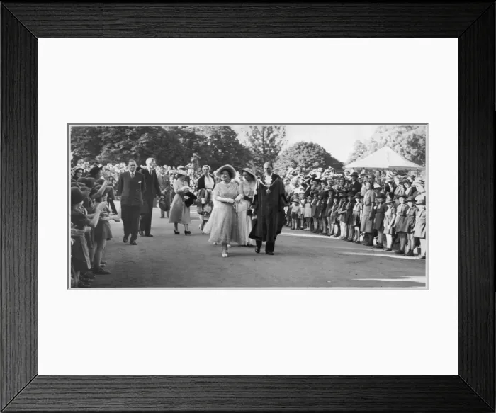 Framed Print : Royal Tour 1953 Framed Print : Royal Tour 1953