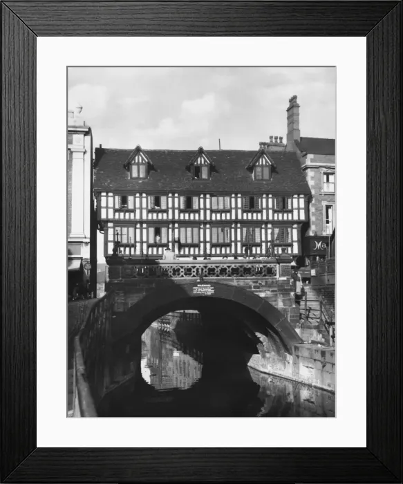 Framed Print : Timber-Frame / Lincoln Framed Print : Timber-Frame / Lincoln