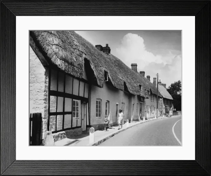 Framed Print : Thatched Cottages Framed Print : Thatched Cottages