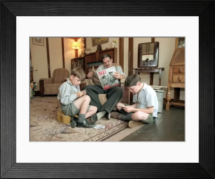 Framed Print : Grandfather & Grandsons Framed Print : Grandfather & Grandsons