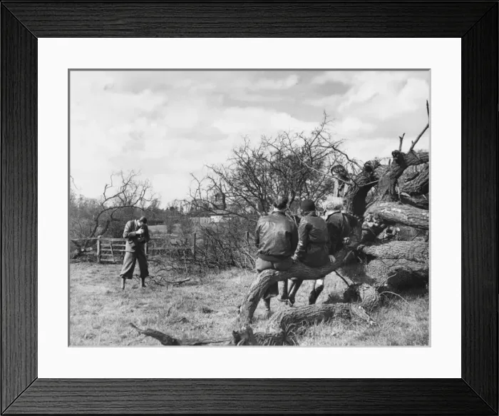 Framed Print : Taking Photo of Friends Framed Print : Taking Photo of Friends