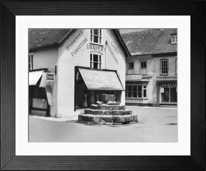 Framed Print : Sturminster Newton Cross Framed Print : Sturminster Newton Cross