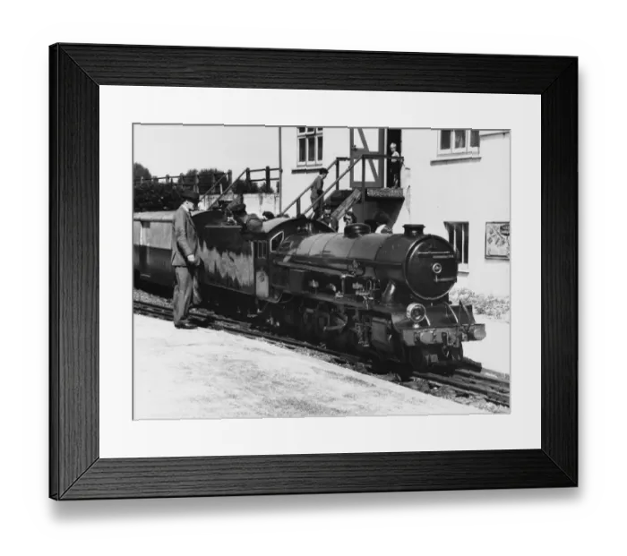 Framed Print : Dymchurch Light Railway Framed Print : Dymchurch Light Railway