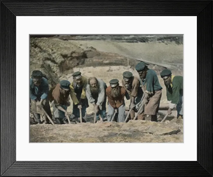 Framed Print : Racial / Russia / Workmen Framed Print : Racial / Russia / Workmen