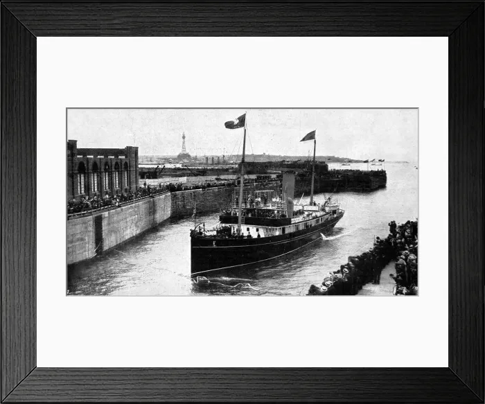 Framed Print : The New Gladstone Dock Framed Print : The New Gladstone Dock