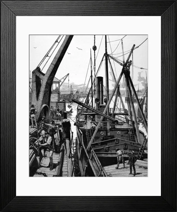 Framed Print : Shipping material at Woolwich Framed Print : Shipping material at Woolwich