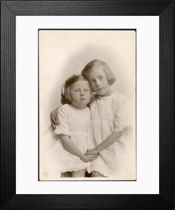 Framed Print : Sisters 1930S Framed Print : Sisters 1930S
