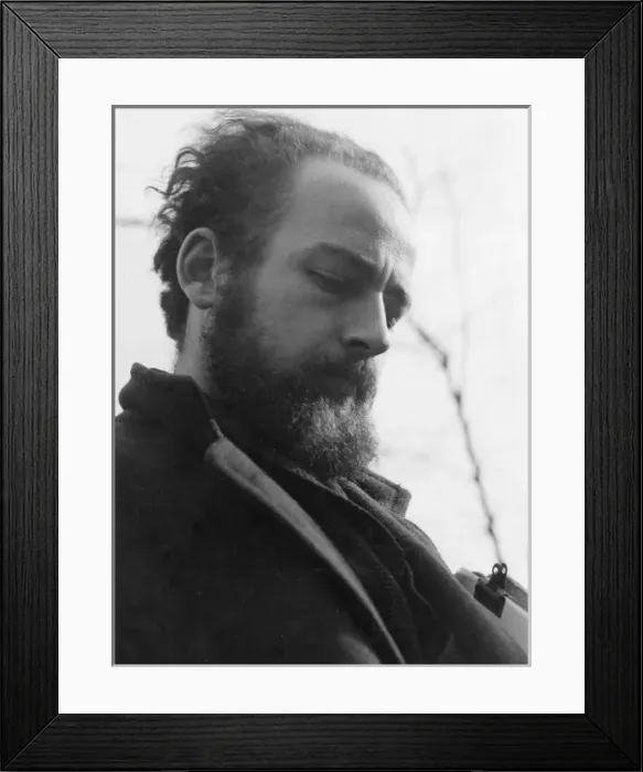 Framed Print : Parisian Artist  /  Portrait