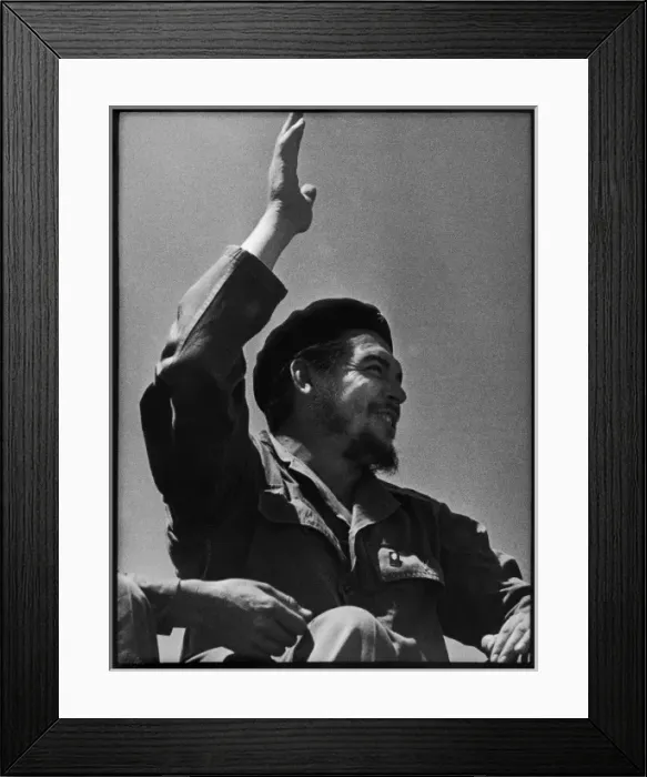 Framed Print : Che Guevara / 1963 Framed Print : Che Guevara / 1963
