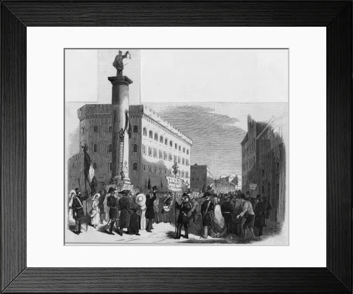 Framed Print : Agitation at Firenze Framed Print : Agitation at Firenze
