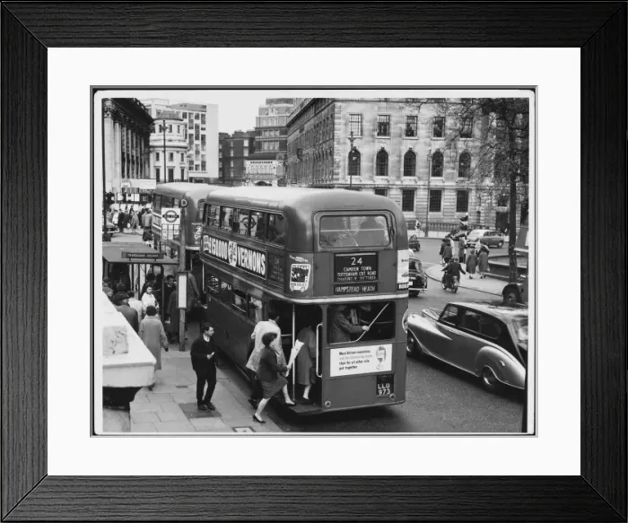 Framed Print : Buses at Trafalgar Sq Framed Print : Buses at Trafalgar Sq