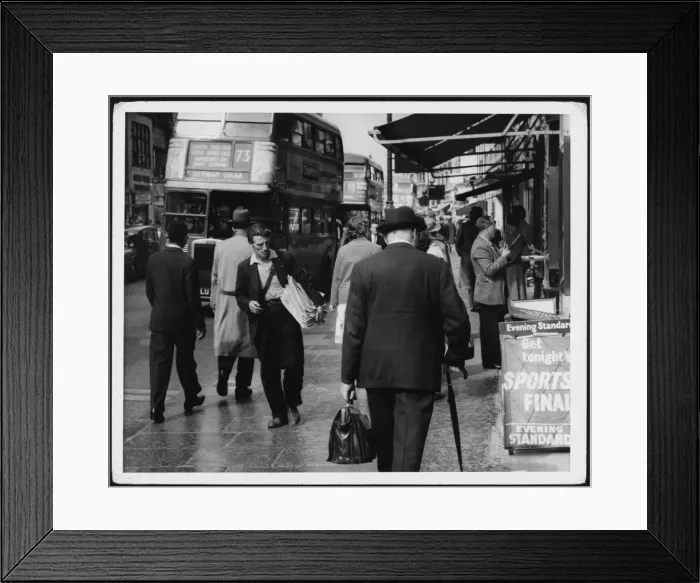 Framed Print : Buses on Oxford Street Framed Print : Buses on Oxford Street