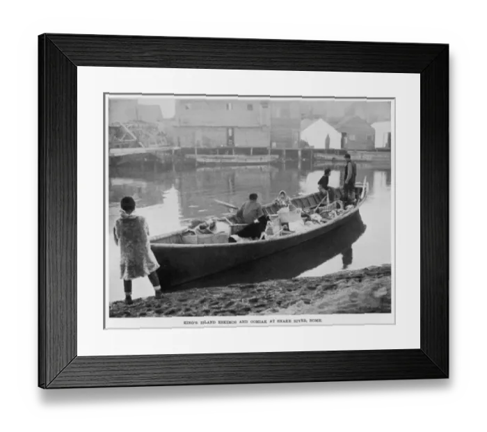 Framed Print : Eskimos in Oomiak Framed Print : Eskimos in Oomiak