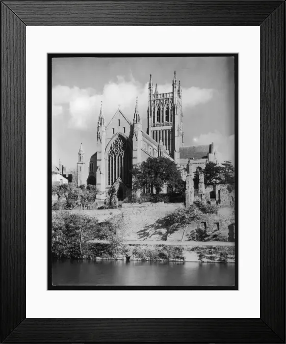 Framed Print : Worcester Cathedral Framed Print : Worcester Cathedral