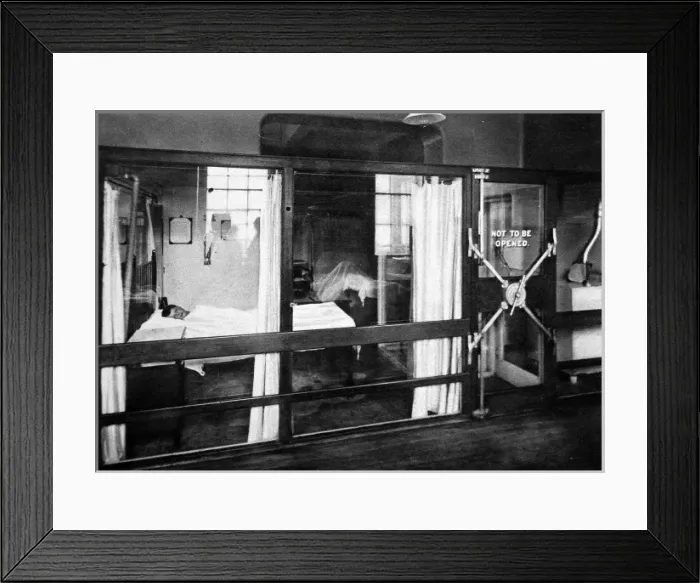 Framed Print : Guys Hospital oxygen chamber Framed Print : Guys Hospital oxygen chamber