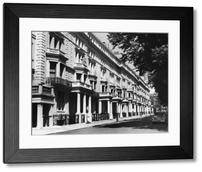 Framed Print : A Regency Terrace Framed Print : A Regency Terrace