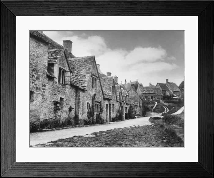Framed Print : Arlington Row, Bibury Framed Print : Arlington Row, Bibury