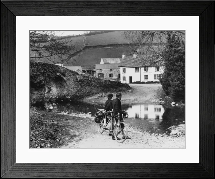 Framed Print : Cyclists Rest at Bridge Framed Print : Cyclists Rest at Bridge
