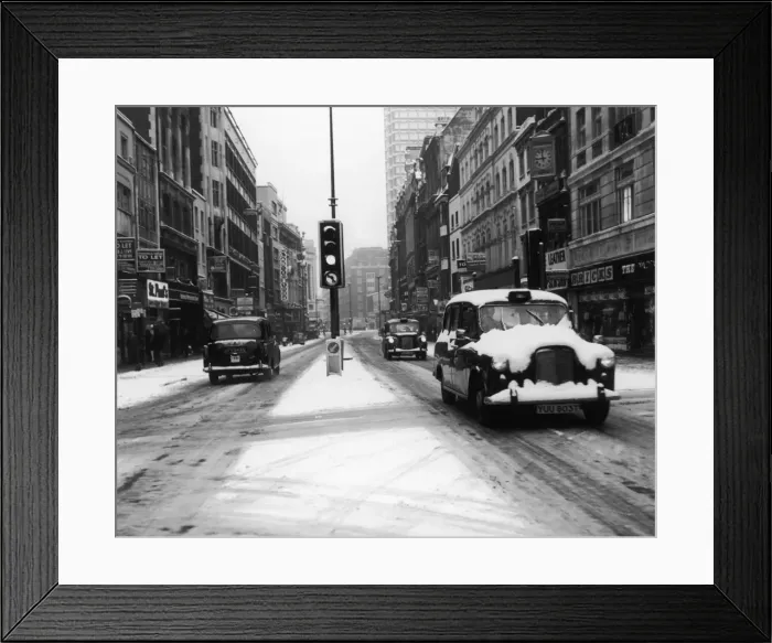 Framed Print : Snow on Oxford Street Framed Print : Snow on Oxford Street