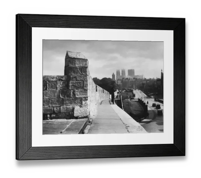 Framed Print : England / York 1939 Framed Print : England / York 1939