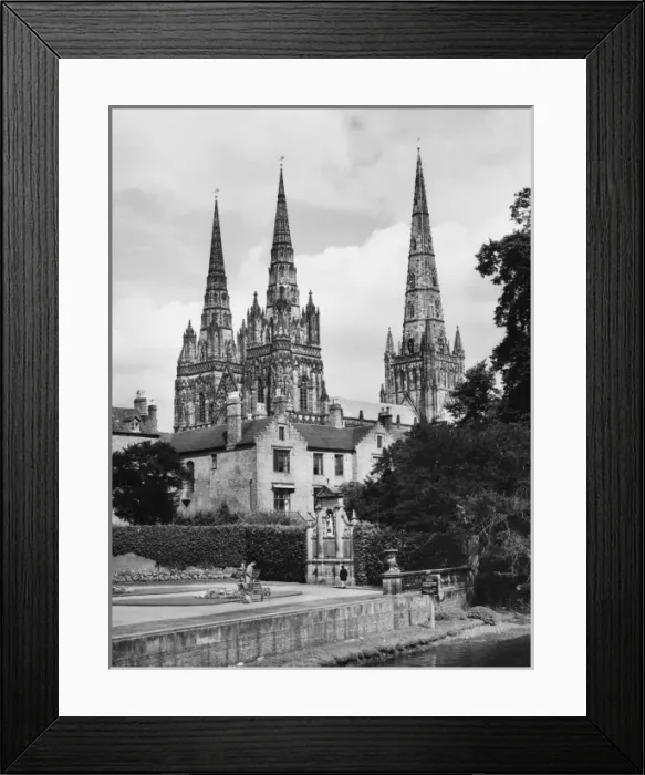 Framed Print : Lichfield Cathedral Framed Print : Lichfield Cathedral