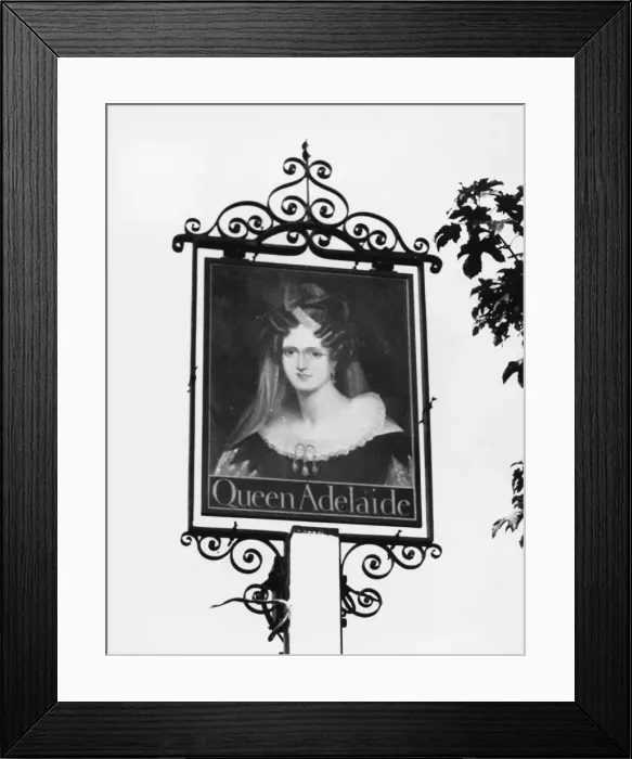 Framed Print : QUEEN ADELAIDE INN Framed Print : QUEEN ADELAIDE INN