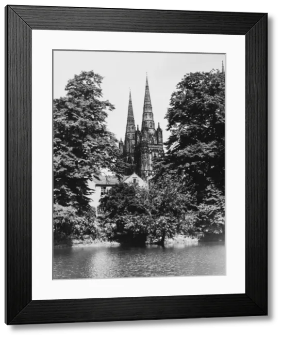 Framed Print : Lichfield Cathedral Framed Print : Lichfield Cathedral