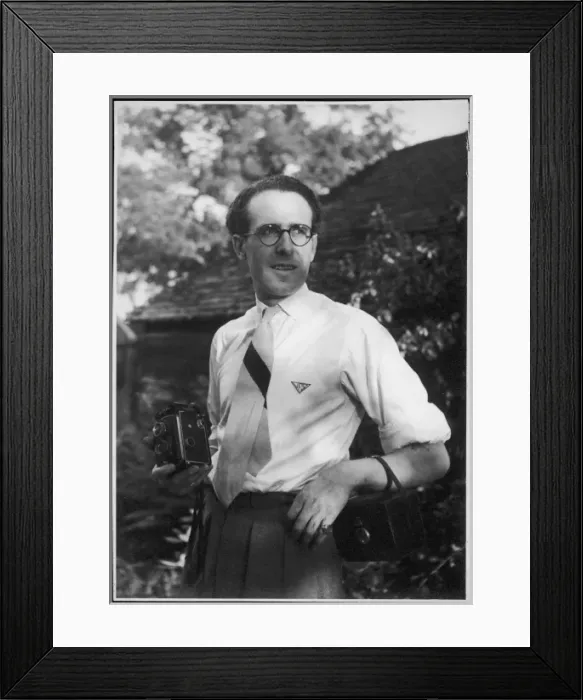 Framed Print : Victor Stiebel Framed Print : Victor Stiebel