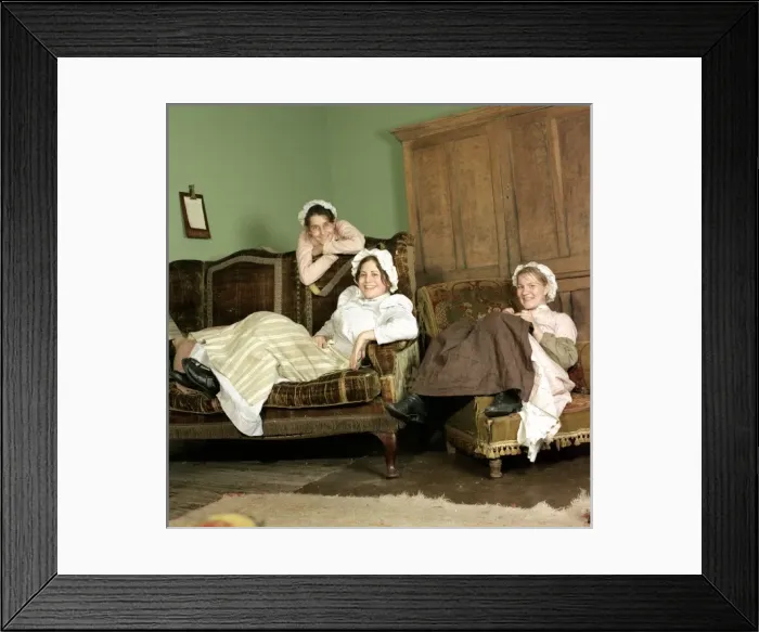 Framed Print : Edwardian Housemaids Framed Print : Edwardian Housemaids