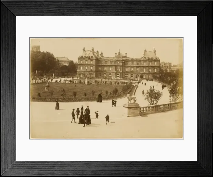 Framed Print : Paris Luxembourg Framed Print : Paris Luxembourg