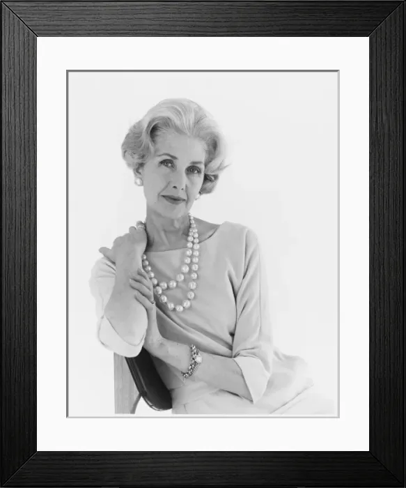 Framed Print : A Mature Female Model Framed Print : A Mature Female Model