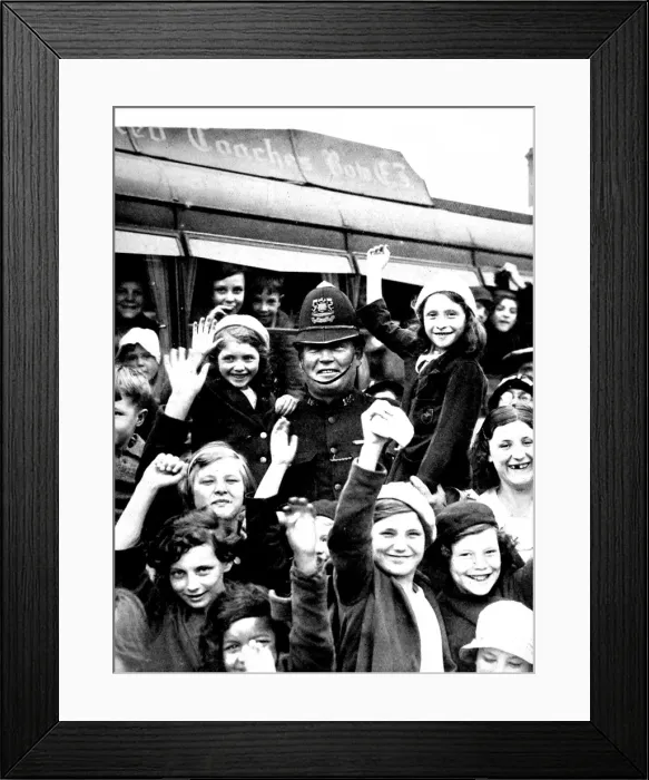 Framed Print : Policeman and Children, West India Docks, London, 1936