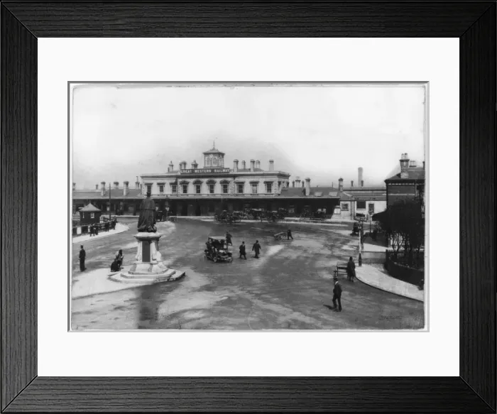 Framed Print : READING - 1910 Framed Print : READING - 1910