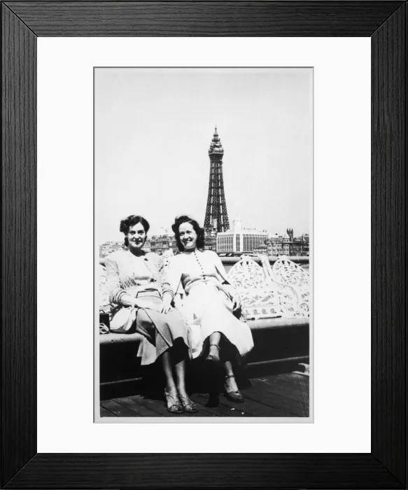 Framed Print : Two friends on a bench at Blackpool, Lancashire Framed Print : Two friends on a bench at Blackpool, Lancashire