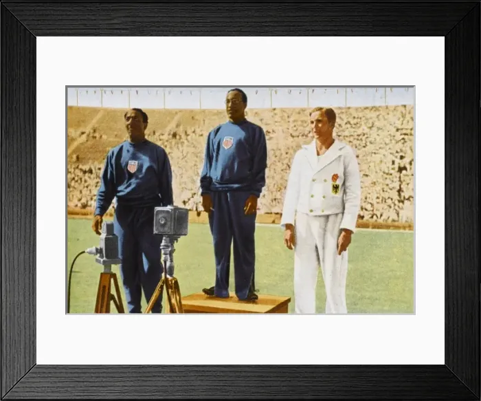 Framed Print : OLYMPICS / 1932 / MEN 100M Framed Print : OLYMPICS / 1932 / MEN 100M