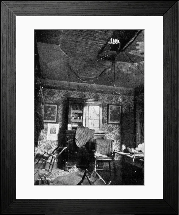 Framed Print : Bombed Wallsend house Framed Print : Bombed Wallsend house