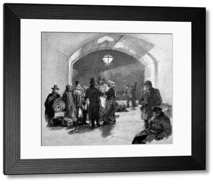 Framed Print : Immigrants arriving at Tower Bridge Stairs, London, 1904 Framed Print : Immigrants arriving at Tower Bridge Stairs, London, 1904