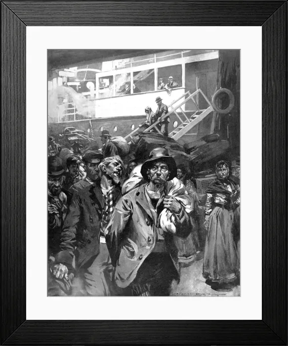 Framed Print : Immigrants arriving in Britain, 1903 Framed Print : Immigrants arriving in Britain, 1903