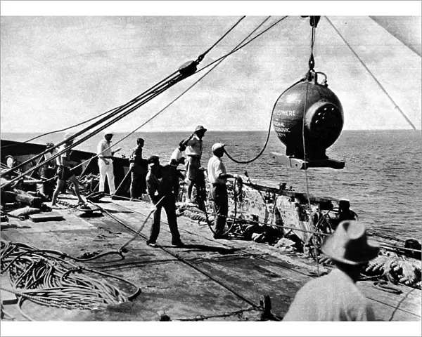 Dr. Beebes Bathysphere, August 1934