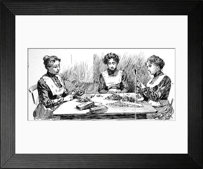 Framed Print : Immigrants making cigarettes in their lodgings, London, 1904 Framed Print : Immigrants making cigarettes in their lodgings, London, 1904