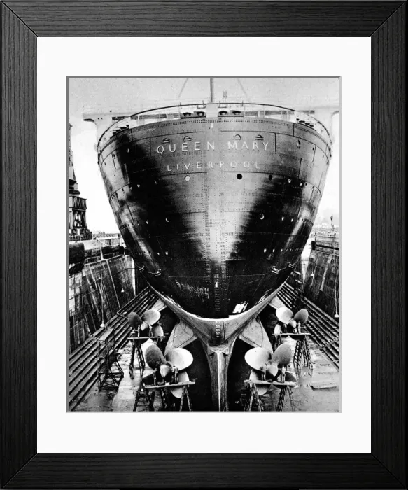 Framed Print : R. M. S. Queen Mary in dry dock, Southampton, April 1936